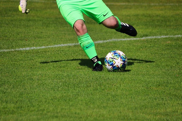 青训体系落 青训体系落